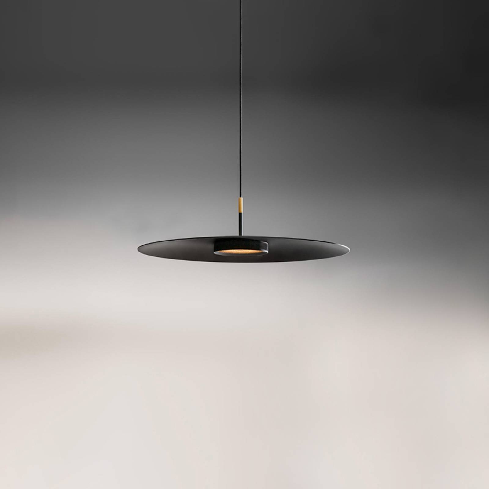 OLEV Overfly Plus viseća lampa crna/zlatna Ø55cm